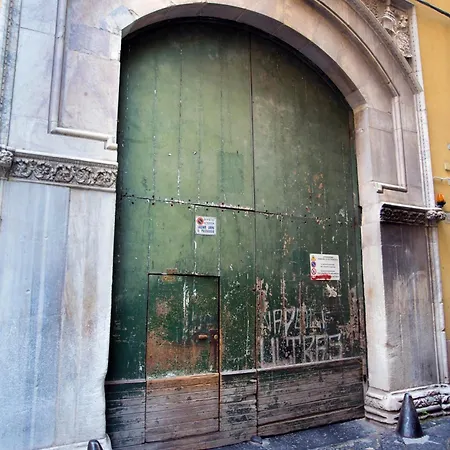 Palazzo 15 3* Nápoles